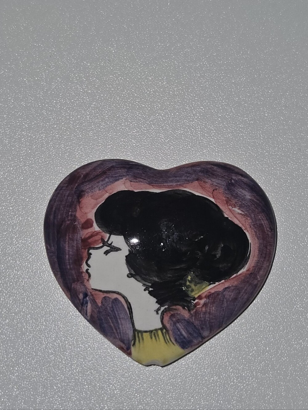Hand-Painted Heart Trinket Box Porcelain Lady Italy Purple Pink